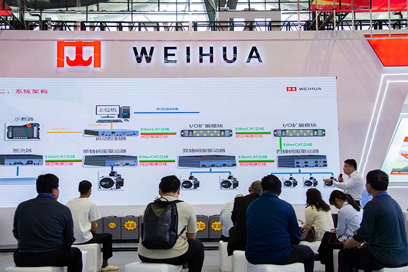 1745454220743835.jpg _33A3326.jpg